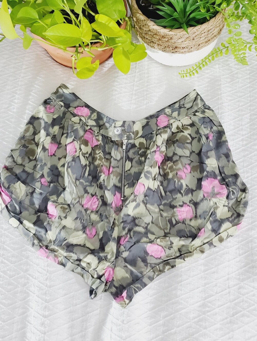 ARITZIA WILFRED- High Waisted Retro Pleated Floral Print Bloomers